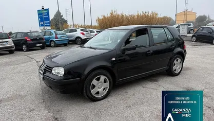 Usata VW Golf IV 101 CV (74 kW) 2002 Berlina