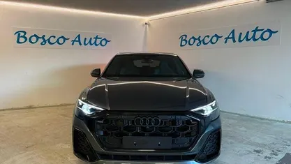 Usata Audi Q8 S-Line 286 CV (210 kW) 2025 Grigio SUV