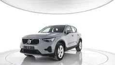 Grigio Nuova 2025 Volvo XC40 Core SUV | 33.800 € (Ottimo prezzo)
