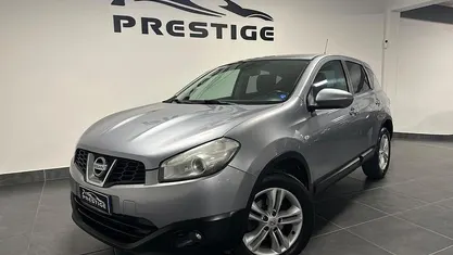 Usata Nissan Qashqai 110 CV (80 kW) 2013 Grigio SUV