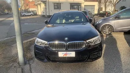 Usata BMW 520 M Sport 190 CV (139 kW) 2020 Blu Station wagon