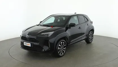 Usata Toyota Yaris Hybrid Trend 92 CV (67 kW) 2021