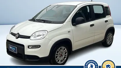 Bianco pastello Usata 2023 Fiat Panda S | 11.900 € (Buon prezzo)