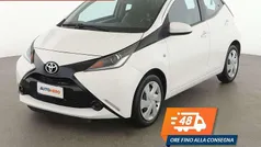 Bianco Usata 2015 Toyota Aygo Cool Due volumi | 7099 € (Buon prezzo)