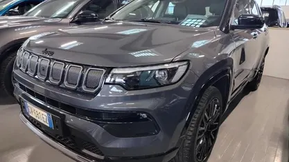 Grigio Usata 2024 Jeep Compass SUV | 24.950 € (Ottimo prezzo)