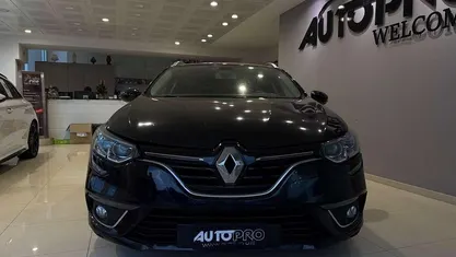 Nero Usata 2017 Renault Mégane GrandTour Station wagon | 5300 € (Buon prezzo)