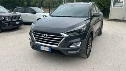 Usata Hyundai Tucson 132 CV (97 kW) 2020 Grigio SUV
