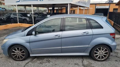 Usata 2006 Mercedes B150 Monovolume | 1990 € (Buon prezzo)