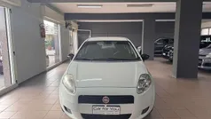 Bianco Usata 2010 Fiat Punto Active Tre volumi | 3000 € (Buon prezzo)