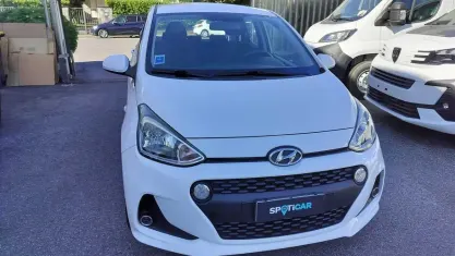 Usata Hyundai i10 66 CV (48 kW) 2017 Bianco Utilitaria