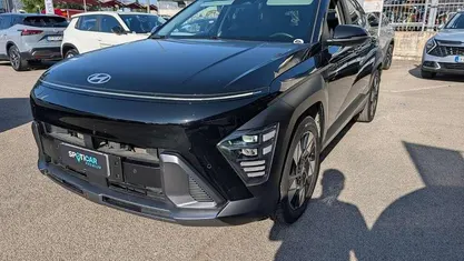 Nero Usata 2023 Hyundai Kona SUV | 24.200 € (Buon prezzo)