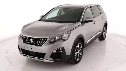 Usata 2020 Peugeot 5008 Allure SUV | 20.500 € (Buon prezzo)