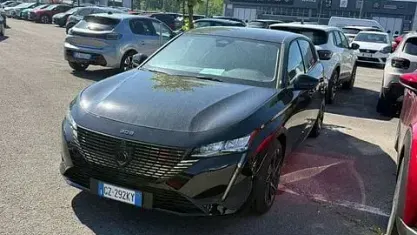 Nuova Peugeot 308 145 CV (106 kW) 2025 Nero Utilitaria