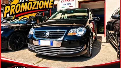 Usata VW Touran Advance 105 CV (77 kW) 2010 Nero Monovolume