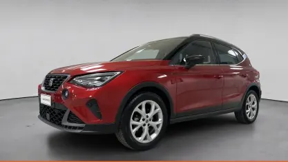 Usata Seat Arona FR 90 CV (66 kW) 2023 Rosso pastello SUV