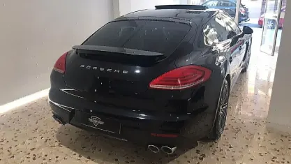 Usata Porsche Panamera 300 CV (220 kW) 2016 Nero Utilitaria