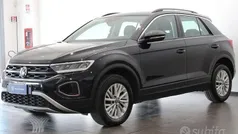 Nero Usata 2024 VW T-Roc Life SUV | 29.900 € (Buon prezzo)