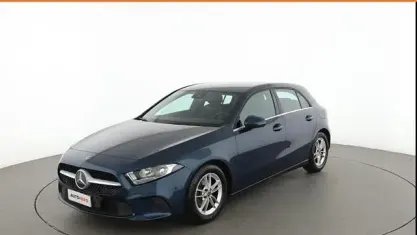Usata Mercedes A180 Executive 136 CV (100 kW) 2019 Blu Berlina