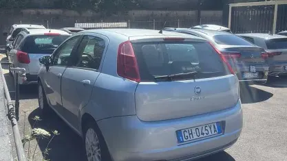 Usata Fiat Punto Classica 69 CV (50 kW) 2007 Grigio Utilitaria