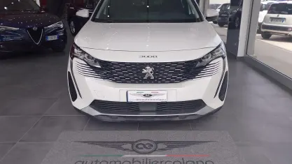 Usado Peugeot 3008 Business-Line 131 CV (96 kW) 2021 Blanco SUV