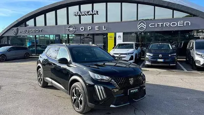 Usata Peugeot 2008 Allure 131 CV (96 kW) 2025 SUV