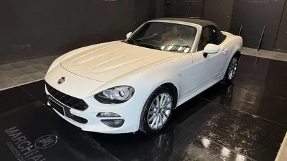 Usata Fiat 124 Spider Lusso 140 CV (102 kW) 2018 Bianco Cabrio