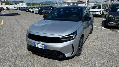 Usata Opel Corsa 110 CV (80 kW) 2025 Grigio Utilitaria