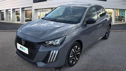 Usata 2025 Peugeot 208 Allure Due volumi | 19.950 € (Buon prezzo)