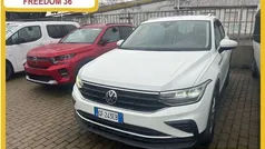 Bianco Usata 2021 VW Tiguan Life SUV | 23.490 € (Ottimo prezzo)