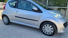 Argento Usata 2006 Peugeot 107 Due volumi | 3200 € (Buon prezzo)