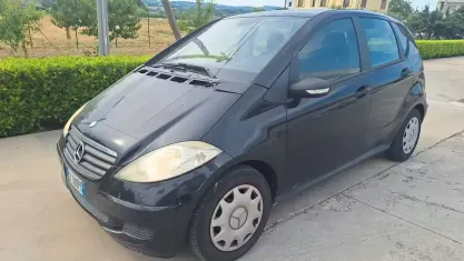 Usata Mercedes A180 Classic 95 CV (69 kW) 2004 Nero Berlina