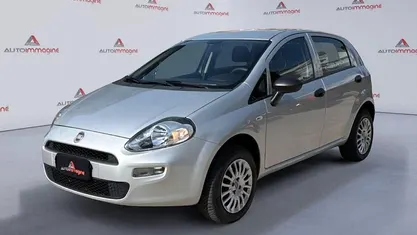 Usata Fiat Punto Street 69 CV (50 kW) 2018 Utilitaria