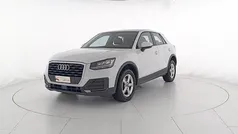 Bianco ghiacciaio metallizzato Usata 2019 Audi Q2 Business SUV | 20.900 € (Buon prezzo)