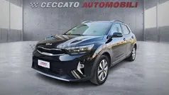 Nero Usata 2024 Kia Stonic Style SUV | 15.485 € (Buon prezzo)
