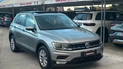 Usata VW Tiguan Style 115 CV (84 kW) 2017 Grigio SUV