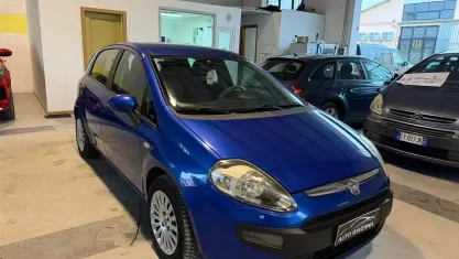 Usata Fiat Punto Evo 95 CV (69 kW) 2012 Bluazzurro Utilitaria