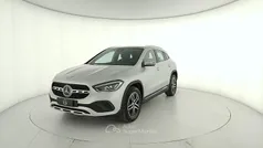 Hopea Käytetty 2021 Mercedes GLA200 Katumaasturi | 32.900 € (Perustarjous)