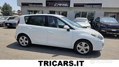 Usata Renault Scénic III Luxe 131 CV (96 kW) 2012 Bianco Monovolume