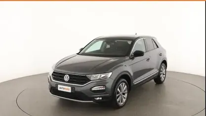 Usata VW T-Roc Style 150 CV (110 kW) 2019 Grigio SUV