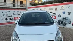 Bianco Usata 2015 Opel Meriva Cosmo Monovolume | 3999 € (Buon prezzo)