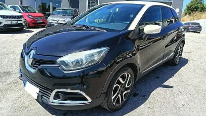 Usata Renault Captur 90 CV (66 kW) 2015 Nero SUV