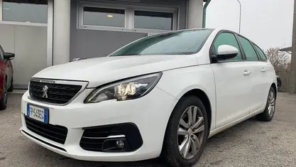 Usata Peugeot 308 Business-Line 130 CV (95 kW) 2018 Bianco Station wagon