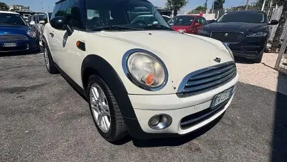 Usata Mini Cooper D 109 CV (80 kW) 2009 Utilitaria
