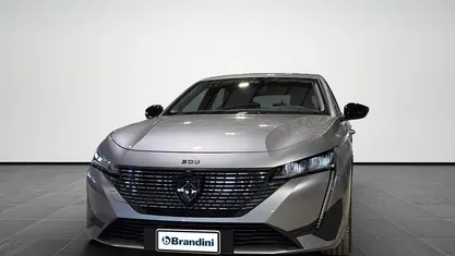 Usata Peugeot 308 Allure 131 CV (96 kW) 2024 Champagne Berlina