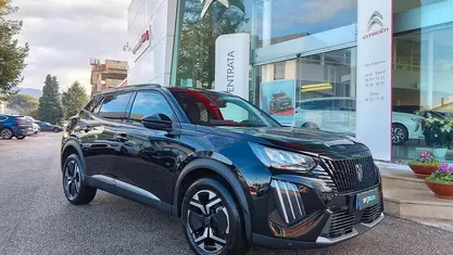 Usata Peugeot 2008 Allure 102 CV (75 kW) 2025 SUV