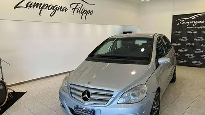 Grigio Usata 2008 Mercedes B180 Monovolume | 2999 € (Ottimo prezzo)