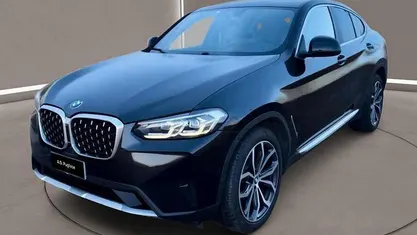 Usata BMW X4 Comfort Edition 190 CV (139 kW) 2023 Bianco SUV