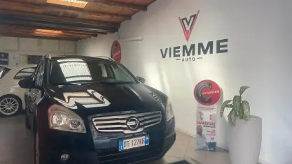 Usata Nissan Qashqai +2 Tekna 106 CV (77 kW) 2009 Blu SUV