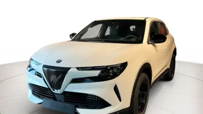 Nuova Alfa Romeo GT Junior 136 CV (100 kW) 2025 Bianco SUV