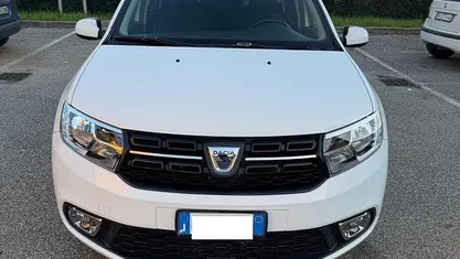 Bianco Usata 2017 Dacia Logan Tre volumi | 5500 € (Ottimo prezzo)